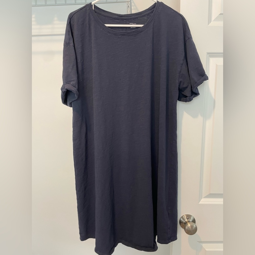 Navy blue t-shirt dress. Size XXL.